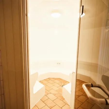 Neu Pauleen 436, Mit Schwimmbad Und Sauna דירה