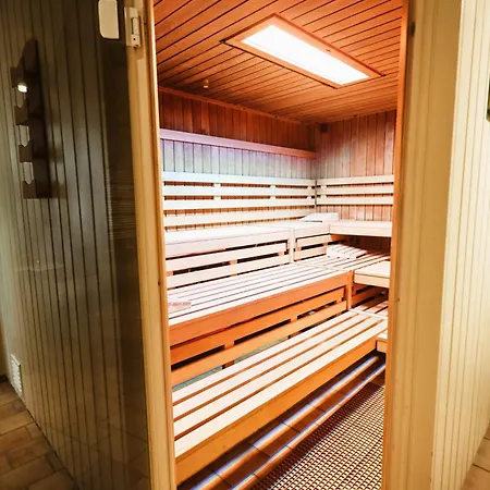 Neu Pauleen 436, Mit Schwimmbad Und Sauna