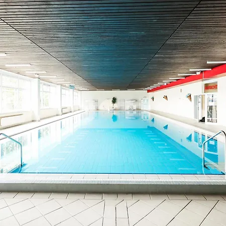 Neu Pauleen 436, Mit Schwimmbad Und Sauna דירה